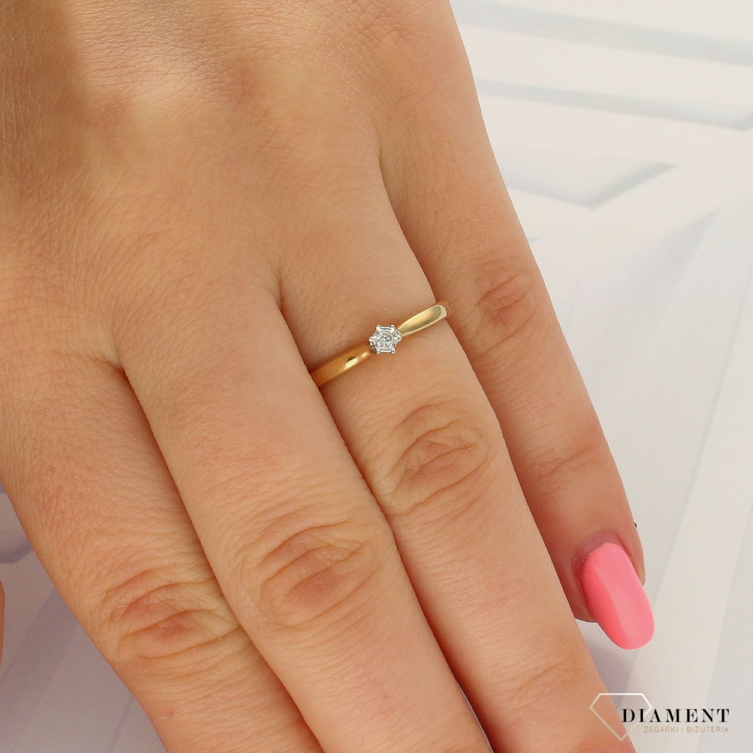 Pierścionek złoty DIAMENT 585 zaręczynowy R61118.jpg